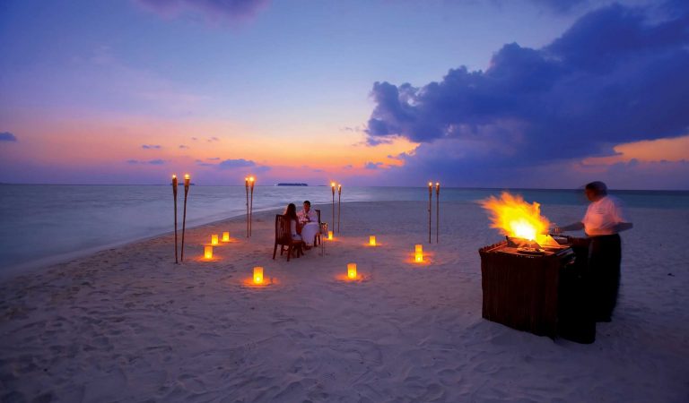 8.-Angsana-Velavaru-Private-Barbecue-Dinner-2048x1362