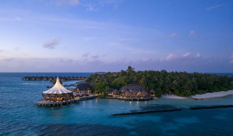 Baros Maldives Unveils Island-Inspired Festive Season Programme for Year-End Travellers