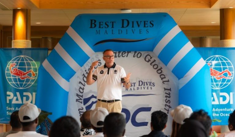 Centara Mirage Lagoon Maldives Strengthens Dive Industry Through Exclusive PADI Instructor Training