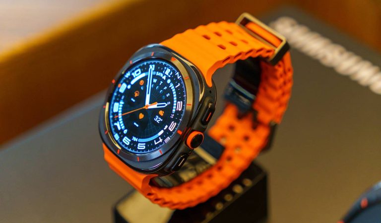 Dhiraagu Launches Samsung Galaxy Watch Ultra with OneNumber Service to Expand Wearable Connectivity in the Maldives