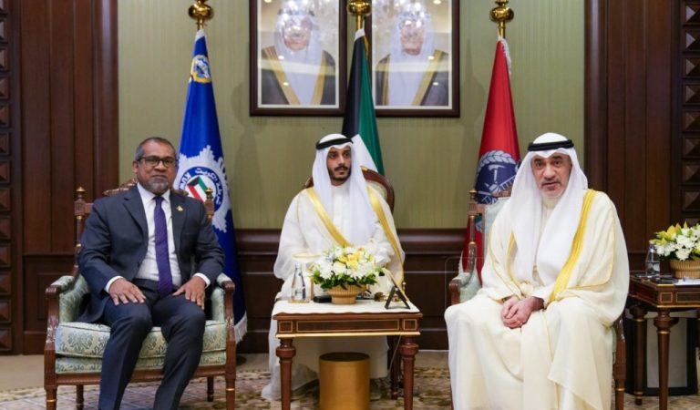 Foreign Minister Dr. Khaleel Meets with Acting Prime Minister and Minister of Interior of Kuwait to Explore New Areas of Collaboration