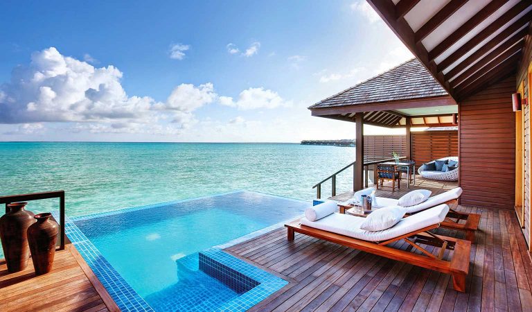 Deluxe Water Villa at Hideaway Beach Resort & Spa - Photo: Hideaway Beach Maldives