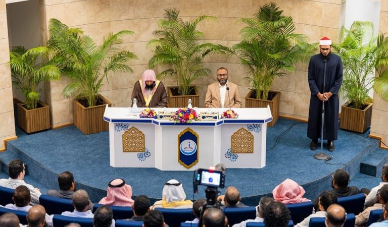 Imam of the Al-Masjid Al-Nabawi Meets Maldivian Scholars and Hafiz Students During Official Visit to Maldives 7