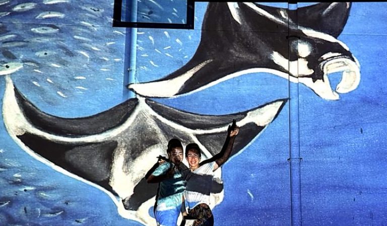 InterContinental Maldives Maamunagau Resort Launches Graffiti Club to Celebrate Creativity and Team Culture