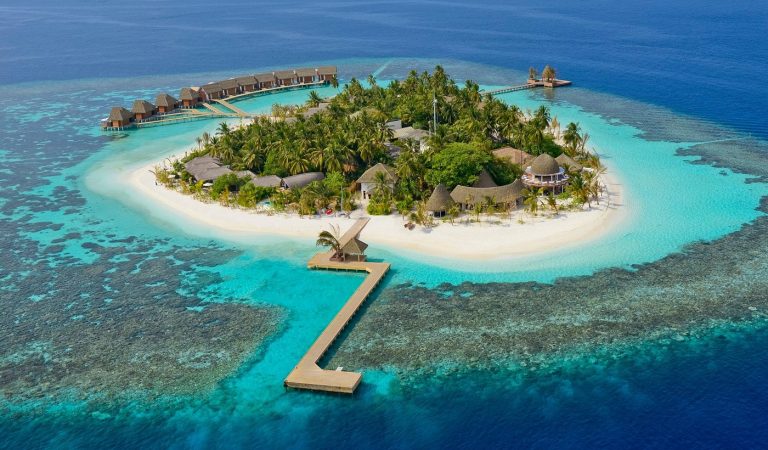 Kandolhu Maldives Ranks Among Top Resorts in the Indian Ocean in Condé Nast Traveler 2025 Awards