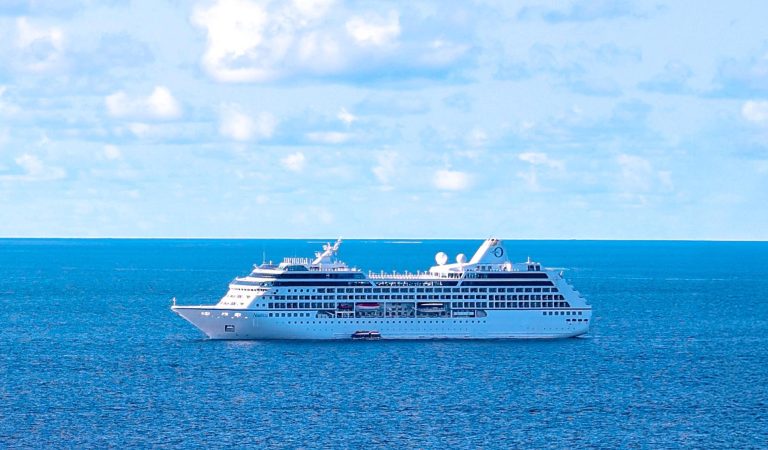 Maldives Cruise Tourism Flourishes as MS Nautica Arrives with Over 600 Visitors from India