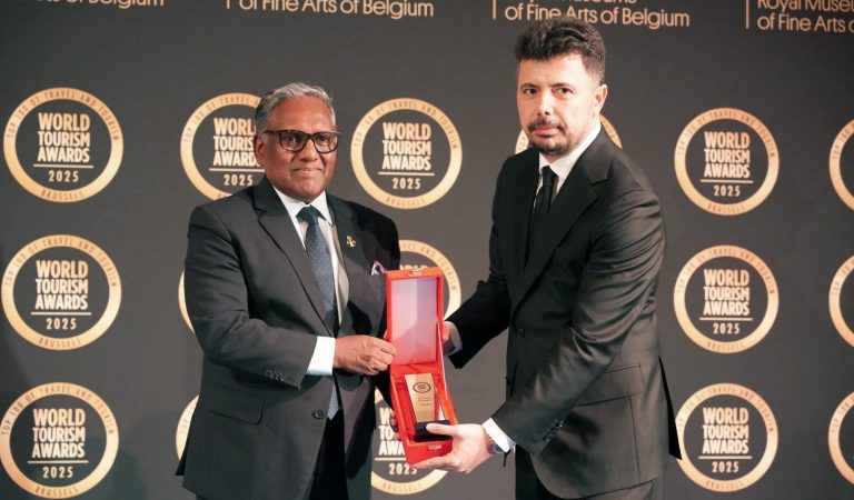 Maldives Receives International Recognition as Best Beach Destination at 2025 World Tourism Awards
