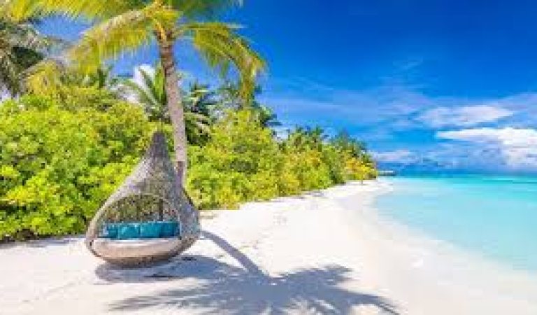 Maldives Secures Second Spot Among UAE Travellers for Late Summer Getaways