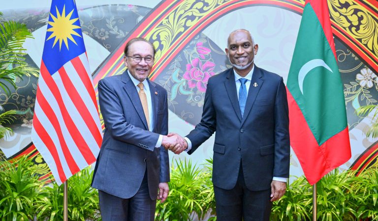 Maldives and Malaysia Deepen Economic Partnership with USD 100 Million Facility, Trade Talks and New Agreements