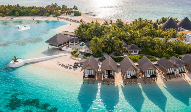 OZEN Resorts Bring Winter Wonders to the Maldives This Holiday Season