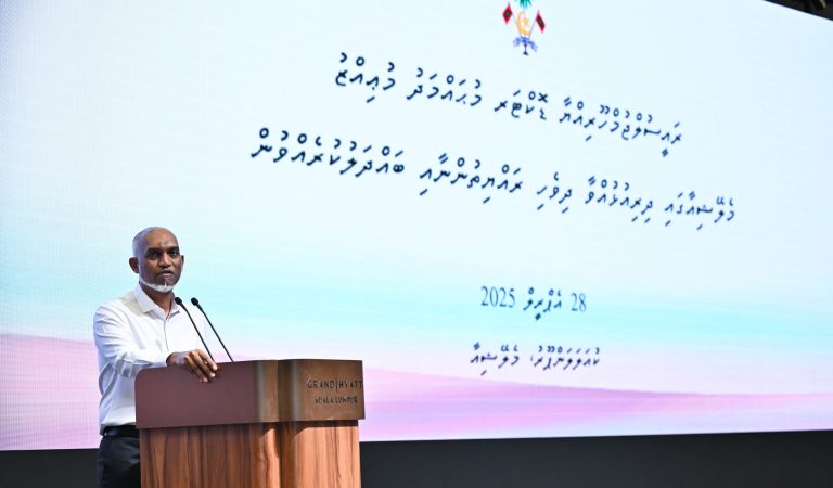 President Dr Mohamed Muizzu Encourages Maldivian Students in Malaysia to Stay Rooted in Islamic and National Values