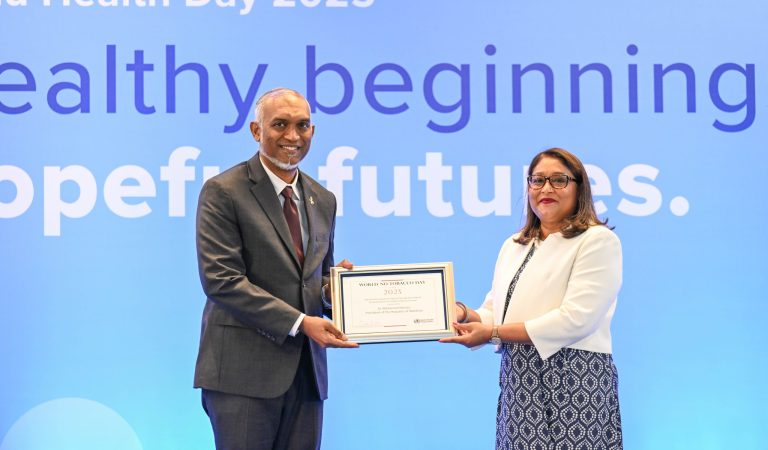 President Dr. Muizzu Receives WHO's Special Award for Anti-Tobacco Leadership