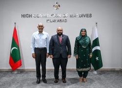 President Muizzu and First Lady Visit Maldives High Commission in Islamabad During State Visit to Pakistan