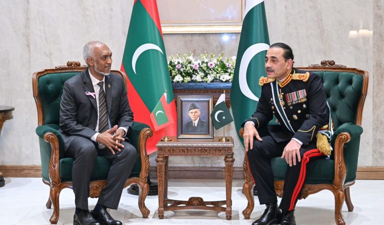 President Muizzu and Pakistan’s Field Marshal Asim Munir Reaffirm Strong Maldives–Pakistan Relations