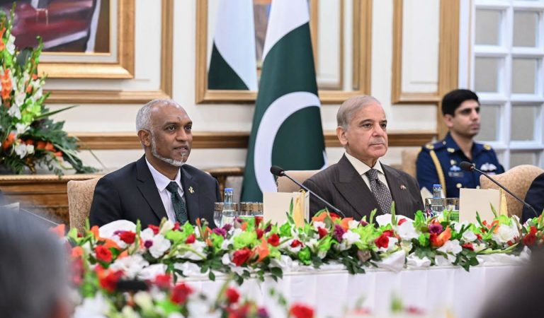 President Muizzu and Prime Minister Shehbaz Sharif Reaffirm Maldives–Pakistan Partnership During Islamabad Luncheon