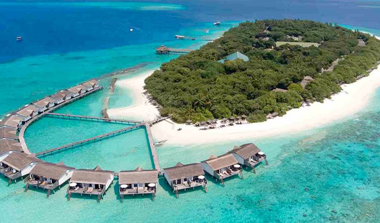 Reethi Beach Resort Honored Among World's Top Resorts in 2025 Tripadvisor Travelers’ Choice Awards
