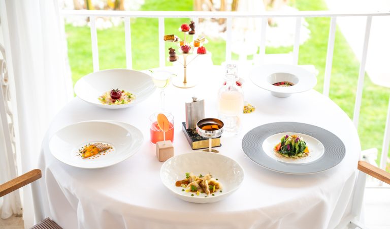 The Ritz-Carlton Maldives, Fari Islands Welcomes Michelin-Starred Chef Maurizio Bufi and Mixologist Rama Redzepi for an Immersive Italian Culinary Experience