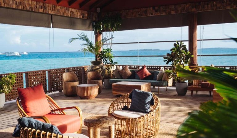 The Standard, Huruvalhi Maldives Sets New Benchmark in Eco-Conscious Luxury Hospitality