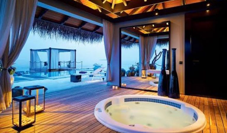 Velaa Private Island to Host Family-Focused Kids Week with Sharky & George and Football Champion Tobias Becs