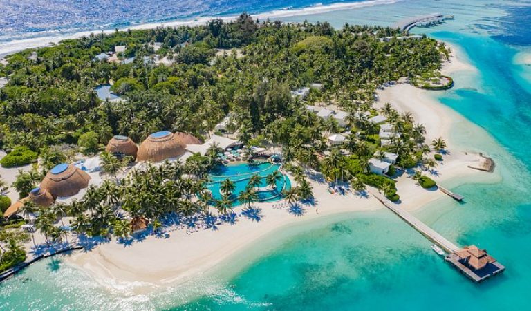 aerial-view-of-holiday